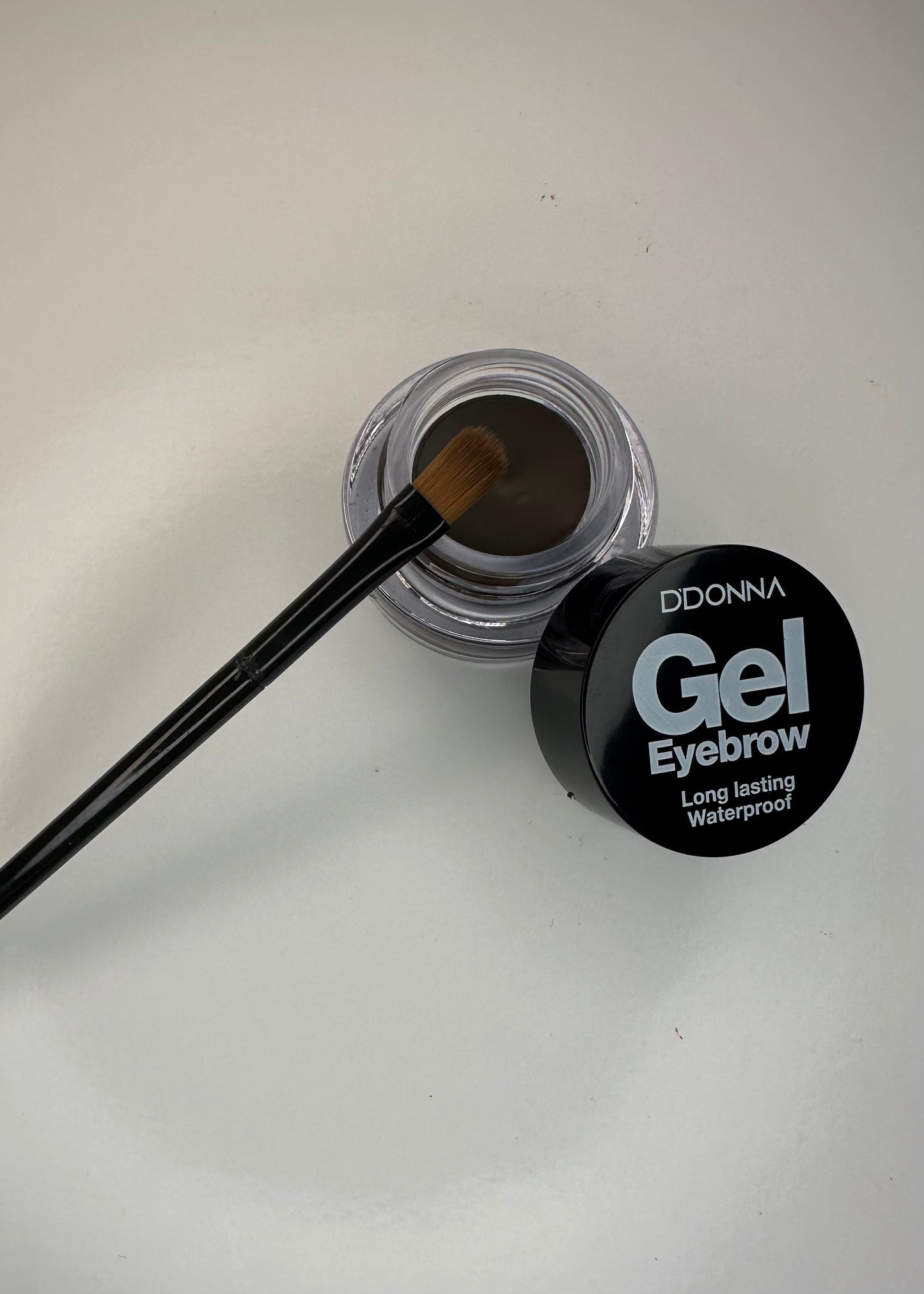 Pommade à sourcils