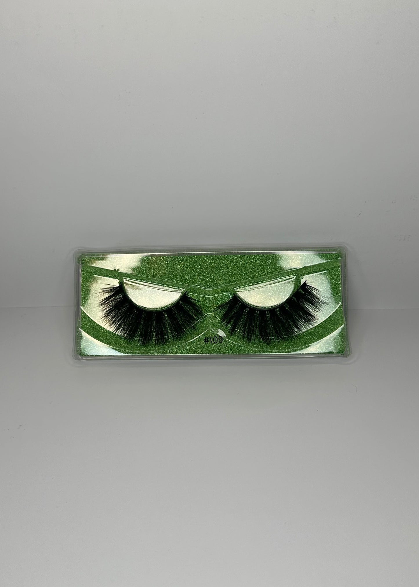 Faux cils
